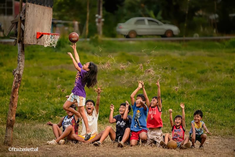 FIBAフォトコンテストの結果が発表、1位はフィリピン人少女のレイアップに
