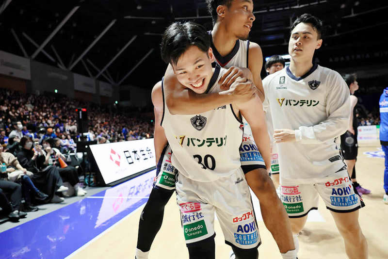 【バスケットボール】横浜BCが劇的逆転、川崎は大敗　横浜・須藤「勝利に導いたことうれしい」