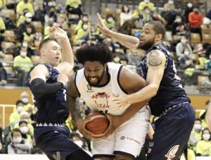 スミス20得点　富山グラウジーズが信州との「北アルプスダービー」にリベンジ