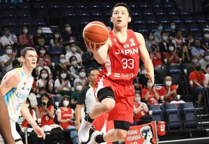 バスケ男子日本代表、カザフスタンに25点差快勝　最年少・河村勇輝が守備の”スイッチ”入れる