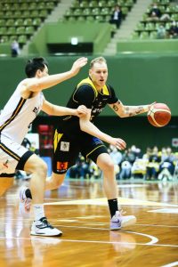 香川ファイブアローズ（２月１２日の試合結果＝ＬＯＳＥ）バスケットボール男子Ｂ２