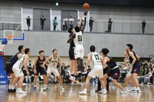 【飯塚カップ2023／全試合LIVE配信あり】開志国際が接戦を制して３戦全勝！　大会２日目レポート