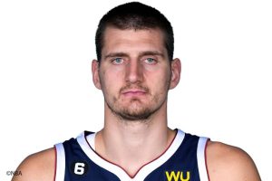 ナゲッツが西決勝に王手、ヨキッチはトリプルダブルの活躍もまたもトラブル発生