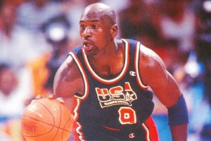 予想落札額は最大4億円、ジョーダンがドリームチームで着用のジャケットが競売に