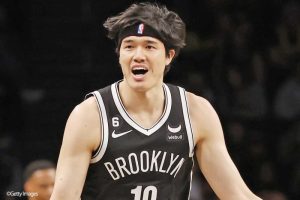 NBAサンズが渡邊雄太との契約を正式に発表、渡邊は「正式にサインしました!」と投稿