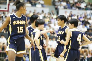 京都精華学園が日本一、桜花学園の攻撃を抑えきって連覇達成【北海道インターハイ2023】