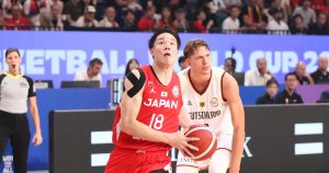 【バスケ日本代表】馬場雄大が体現した「バックカット」の重要性 ドイツに63ー81で敗れた日本代表のオフェンスを考える