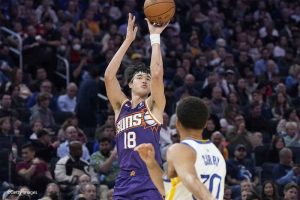 渡邊雄太、3P2本を決めて8得点、サンズは大接戦に勝利