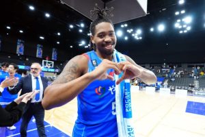 B2ライジングゼファー福岡が10連勝で首位固め——青森ワッツに延長劇的勝利