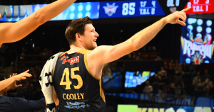 琉球ゴールデンキングス“大黒柱”ジャック・クーリーの復活がアレン・ダーラムにもたらす「恩恵」とは