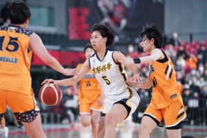 【ウインターカップ2023】京都精華学園が3冠に王手、球際の強さを見せて東海大学付福岡をまたも下す