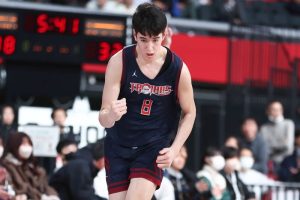 【ウインターカップ2023】福岡大附大濠2年ぶり12回目の決勝進出、渡邊が22得点14リバウンドの活躍