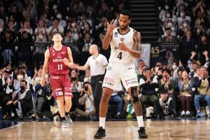 琉球が2年連続2度目の決勝進出、3P15発と大当たりで川崎に快勝[天皇杯]