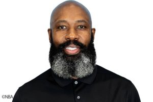 ネッツがジャック・ボーンHC解任を発表、後任はオリーACと報道