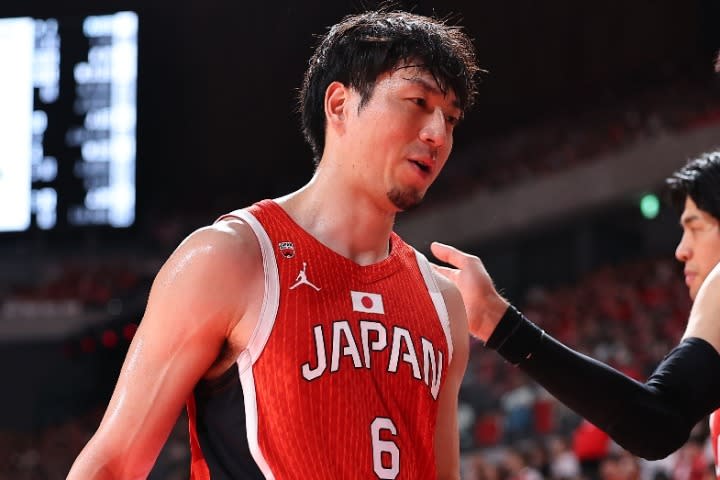 「プレイ中と別人すぎて…」男子バスケ比江島慎、試合後のインタビューで見せた表情と“まさかのコメント”にファン大反響「あざとい」「キョトン顔可愛すぎる」