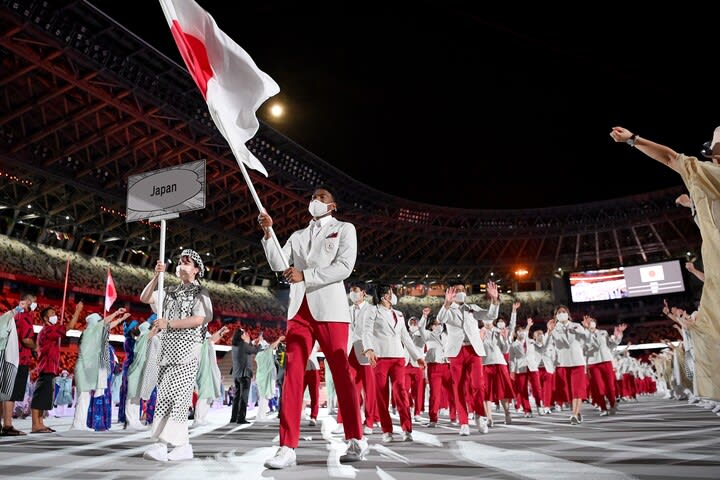 【パリ五輪】東京大会では八村塁も大役！過去にオリンピックで旗手を務めたNBA選手は？＜DUNKSHOOT＞