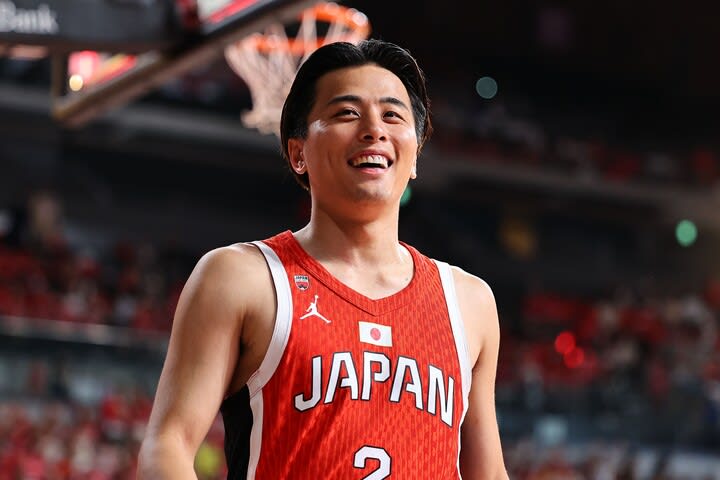 167cmの富樫勇樹が大会最小、最長身はフランスのウェンバンヤマ！FIBA公式がパリ五輪男子バスケの年齢・身長ランキングを公開＜DUNKSHOOT＞