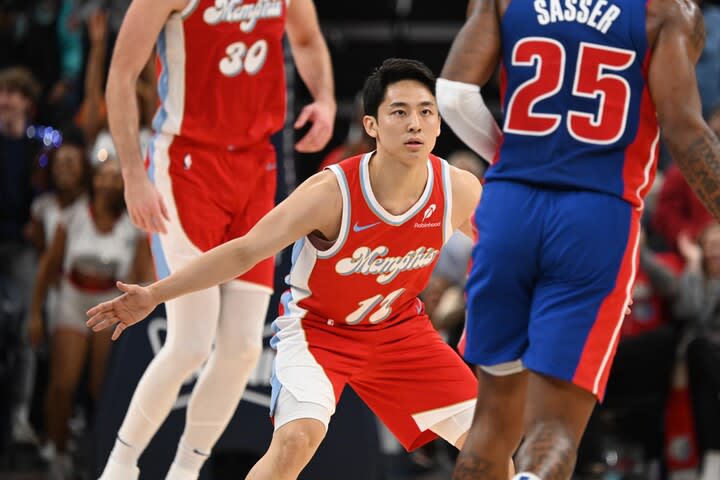 【NBA】河村勇輝、高難度ジャンパーを決めて３試合ぶりスコア＆通算10得点目！グリズリーズは今季初の４連勝＜DUNKSHOOT＞