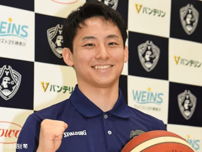 金丸晃輔、藤井祐眞、河村勇輝、D.J・ニュービルなど歴代MVPで振り返るBリーグ栄光の歴史！〈その②〉 【バスケ】