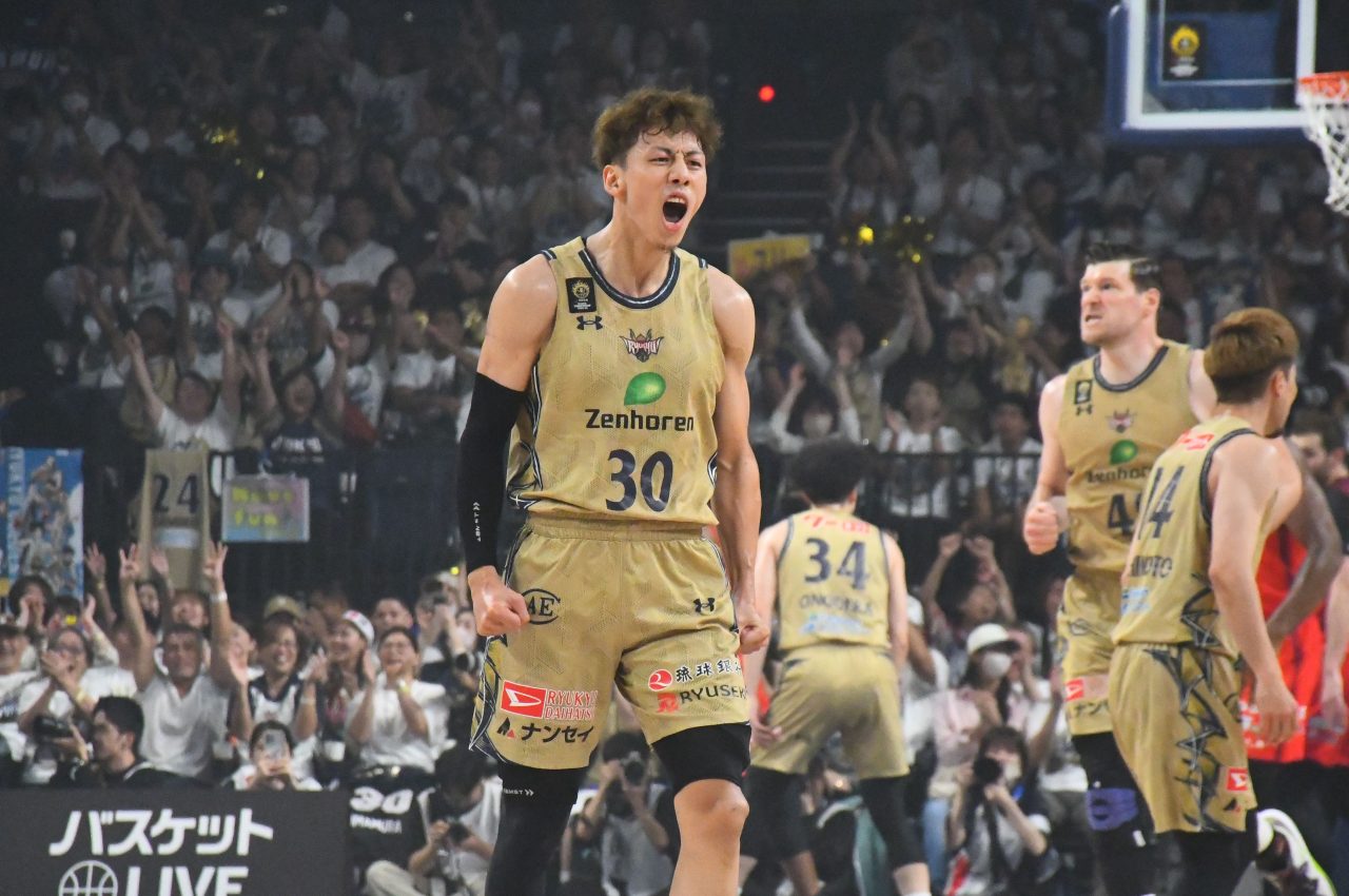 琉球ゴールデンキングスvs千葉ジェッツ 運命のSF第3戦、どちらが自らの“土俵”で戦えるかが鍵に | バスケットボールニュース2for1