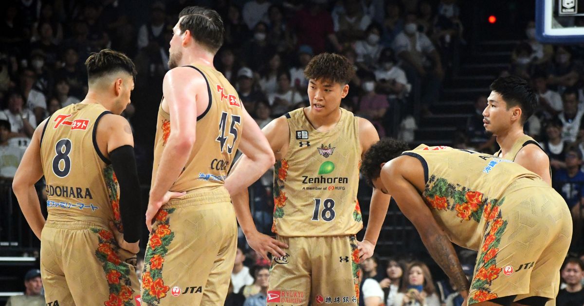 “危機感”が現実に…優勝候補の琉球ゴールデンキングスがまさかのホーム開幕2連敗　岸本隆一の「反省」と佐土原遼の「初陣」をテーマに振り返る